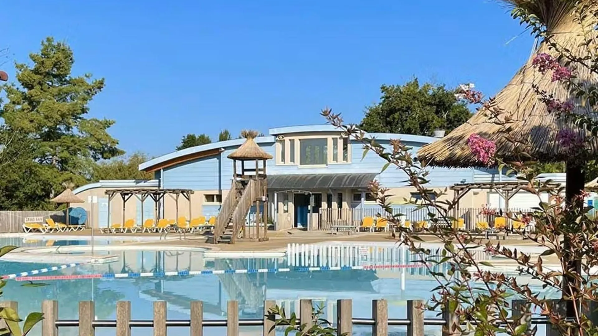 Appartement lumineux T1 avec Wifi et parking à Barbotan - FR-1-841-8 Cazaubon شقة باربوتان ليه ثيرميس