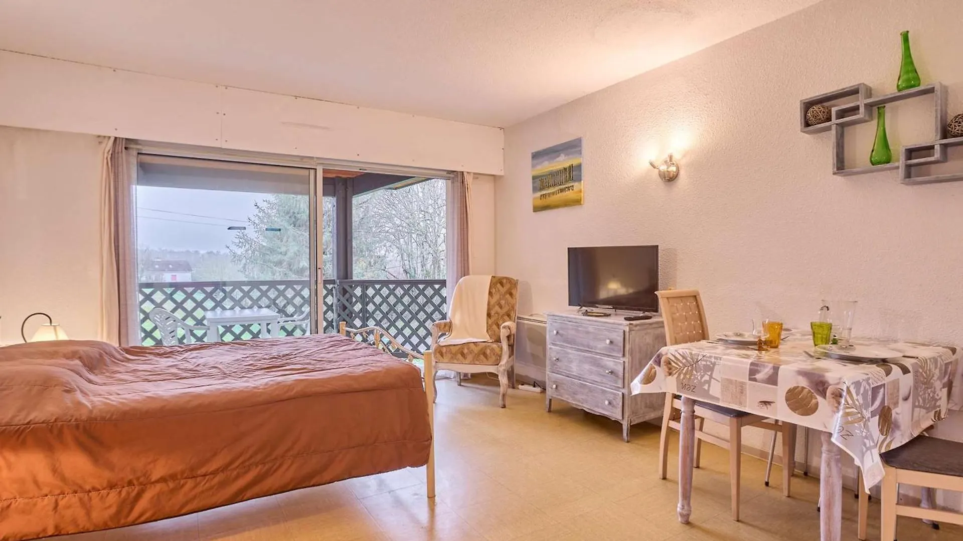 Appartement lumineux T1 avec Wifi et parking à Barbotan - FR-1-841-8 Cazaubon 0*, باربوتان ليه ثيرميس